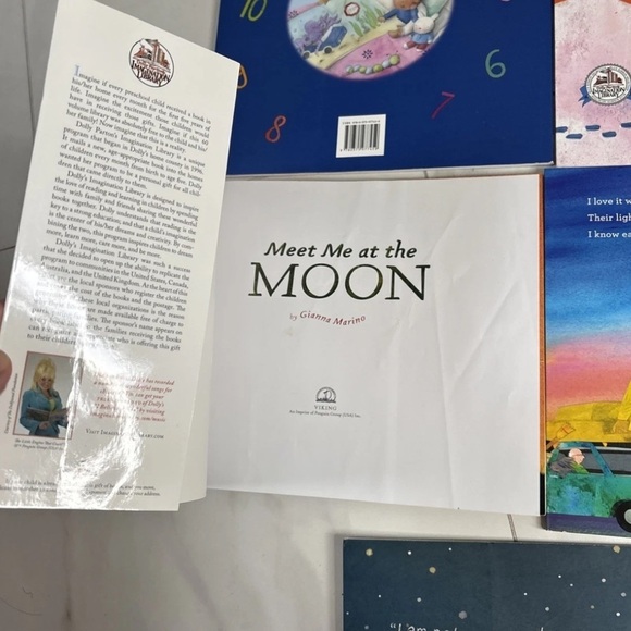 Children's Book Collection - Picture 3 of 5